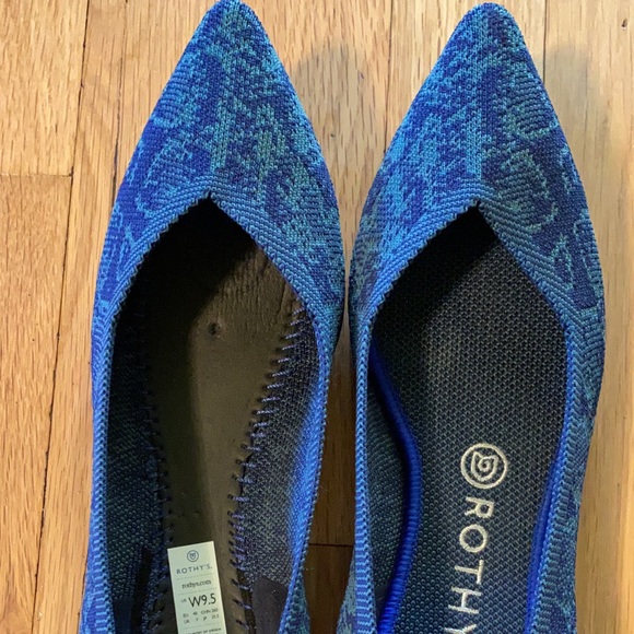 Emerald Snake Rothy’s size 9.5 - Picture 1 of 2
